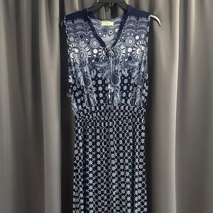 Navy & White Printed Sleeveless Maxi Dress